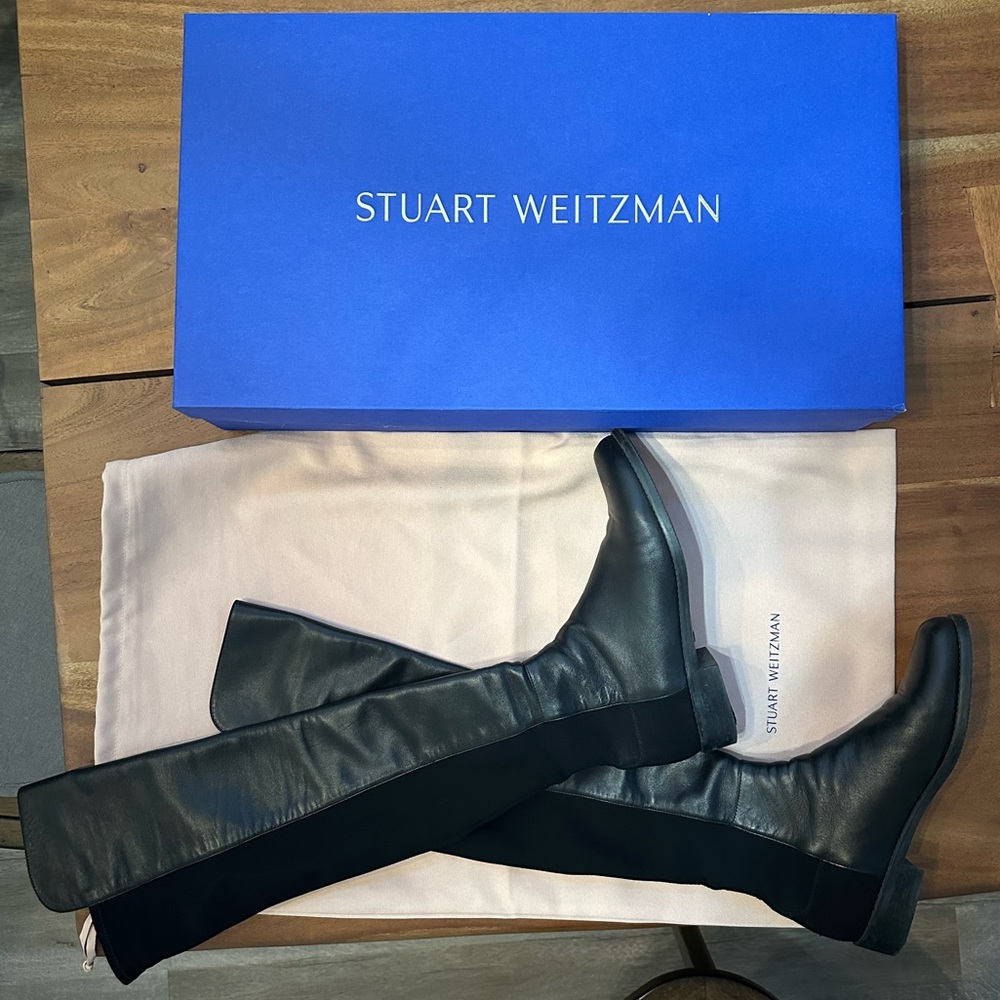 Stuart Weitzman 5050 Boot